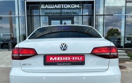 Volkswagen Jetta VI, 2017 год, 1 200 000 рублей, 3 фотография