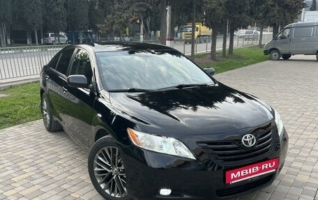 Toyota Camry, 2007 год, 1 350 000 рублей, 2 фотография