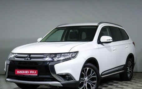 Mitsubishi Outlander III рестайлинг 3, 2016 год, 2 100 000 рублей, 1 фотография