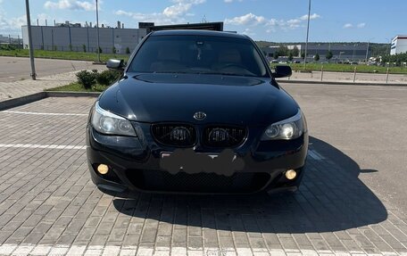 BMW 5 серия, 2007 год, 950 000 рублей, 2 фотография