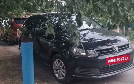 Volkswagen Polo VI (EU Market), 2013 год, 795 000 рублей, 2 фотография