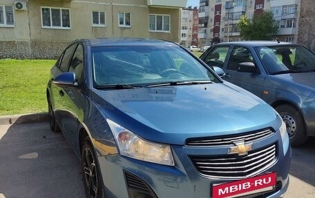 Chevrolet Cruze II, 2014 год, 820 000 рублей, 2 фотография