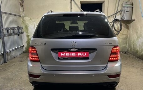 Mercedes-Benz M-Класс, 2010 год, 2 399 000 рублей, 2 фотография