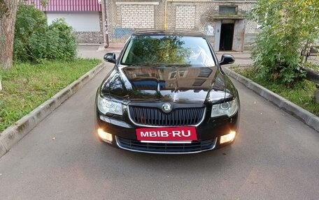 Skoda Superb III рестайлинг, 2010 год, 900 000 рублей, 1 фотография