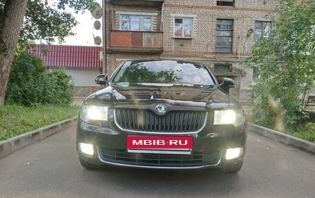 Skoda Superb III рестайлинг, 2010 год, 900 000 рублей, 2 фотография