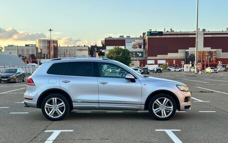 Volkswagen Touareg III, 2011 год, 2 200 000 рублей, 3 фотография