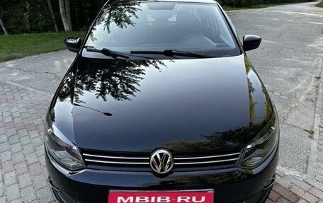 Volkswagen Polo VI (EU Market), 2013 год, 840 000 рублей, 1 фотография