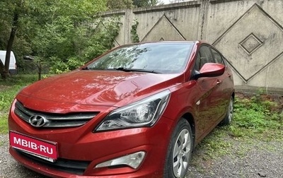 Hyundai Solaris II рестайлинг, 2015 год, 1 075 000 рублей, 1 фотография