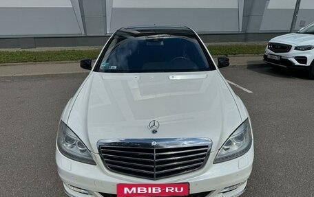 Mercedes-Benz S-Класс, 2009 год, 1 640 000 рублей, 2 фотография