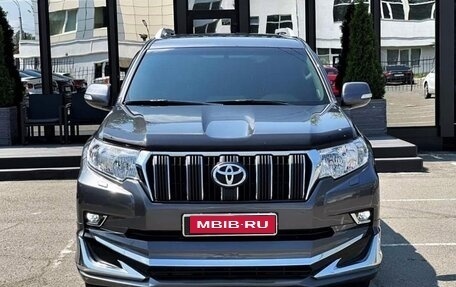 Toyota Land Cruiser Prado 150 рестайлинг 2, 2019 год, 4 900 000 рублей, 3 фотография