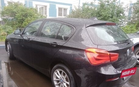 BMW 1 серия, 2017 год, 2 100 000 рублей, 4 фотография