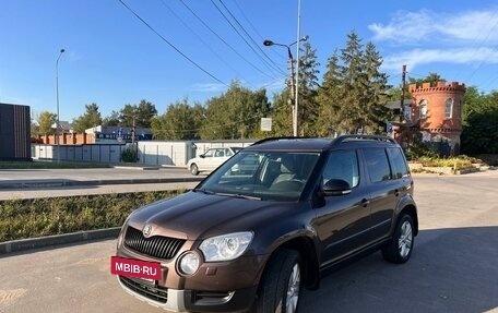 Skoda Yeti I рестайлинг, 2013 год, 1 099 000 рублей, 6 фотография