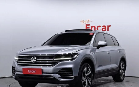 Volkswagen Touareg III, 2021 год, 4 799 200 рублей, 2 фотография