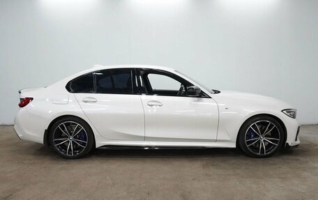 BMW 3 серия, 2019 год, 3 700 000 рублей, 4 фотография