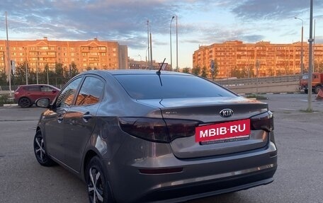 KIA Rio III рестайлинг, 2016 год, 825 000 рублей, 5 фотография