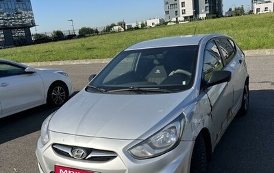 Hyundai Solaris II рестайлинг, 2013 год, 410 000 рублей, 1 фотография