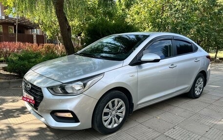 Hyundai Solaris II рестайлинг, 2019 год, 1 630 000 рублей, 1 фотография