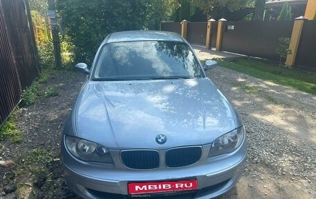 BMW 1 серия, 2008 год, 660 000 рублей, 1 фотография