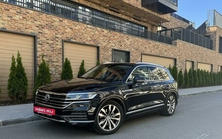 Volkswagen Touareg III, 2020 год, 5 450 000 рублей, 3 фотография