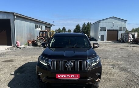 Toyota Land Cruiser Prado 150 рестайлинг 2, 2019 год, 6 300 000 рублей, 4 фотография