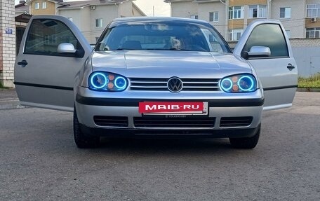 Volkswagen Golf IV, 2002 год, 350 000 рублей, 2 фотография