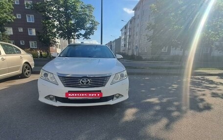 Toyota Camry, 2011 год, 1 580 000 рублей, 2 фотография