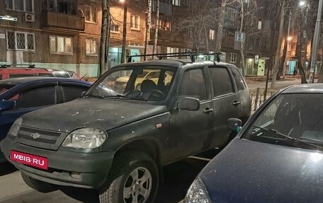 Chevrolet Niva I рестайлинг, 2005 год, 200 000 рублей, 2 фотография