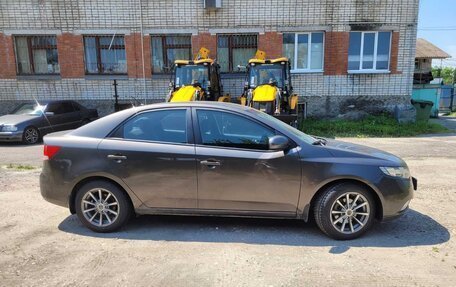 KIA Cerato III, 2011 год, 940 000 рублей, 2 фотография