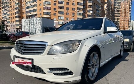 Mercedes-Benz C-Класс, 2010 год, 1 200 000 рублей, 3 фотография