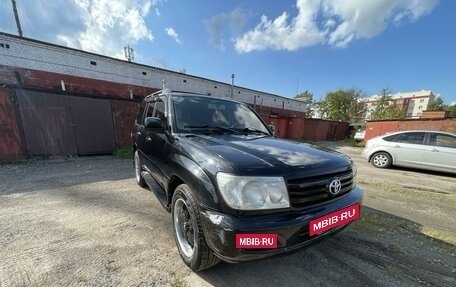 Toyota Land Cruiser 100 рестайлинг 2, 2003 год, 3 250 000 рублей, 3 фотография