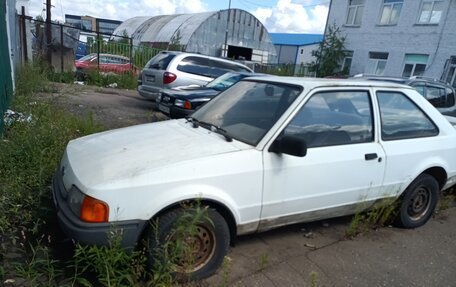 Ford Escort IV, 1986 год, 35 000 рублей, 3 фотография