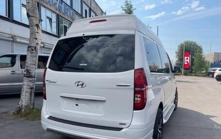 Hyundai Grand Starex Grand Starex I рестайлинг 2, 2019 год, 5 100 000 рублей, 5 фотография