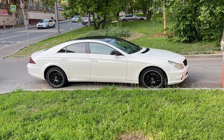 Mercedes-Benz CLS, 2005 год, 1 000 000 рублей, 2 фотография