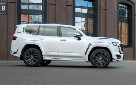 Toyota Land Cruiser, 2021 год, 11 800 000 рублей, 4 фотография