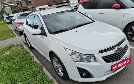 Chevrolet Cruze II, 2013 год, 925 000 рублей, 2 фотография