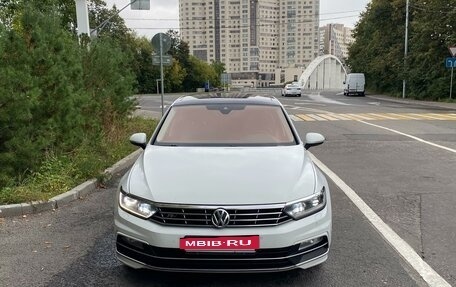 Volkswagen Passat B8 рестайлинг, 2016 год, 1 890 000 рублей, 2 фотография