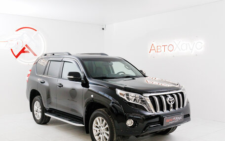 Toyota Land Cruiser Prado 150 рестайлинг 2, 2015 год, 3 985 000 рублей, 2 фотография