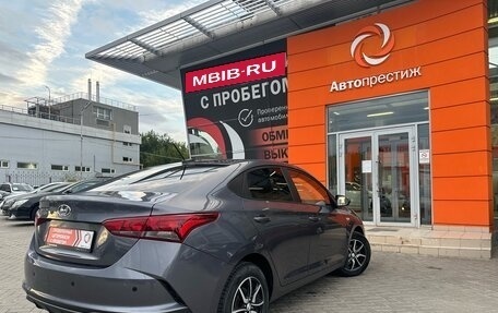 Hyundai Solaris II рестайлинг, 2021 год, 1 729 000 рублей, 5 фотография