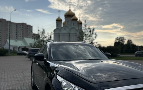 Infiniti QX70, 2014 год, 3 фотография