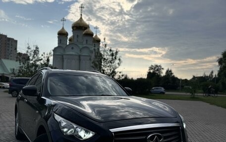 Infiniti QX70, 2014 год, 2 фотография