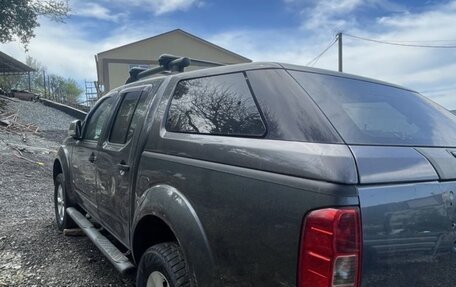 Nissan Navara (Frontier), 2010 год, 550 000 рублей, 1 фотография