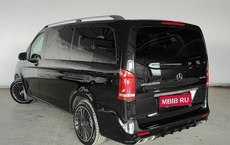 Mercedes-Benz Vito, 2018 год, 3 490 000 рублей, 3 фотография