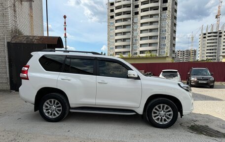 Toyota Land Cruiser Prado 150 рестайлинг 2, 2013 год, 3 500 000 рублей, 4 фотография