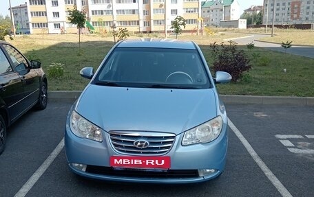 Hyundai Elantra IV, 2010 год, 850 000 рублей, 2 фотография