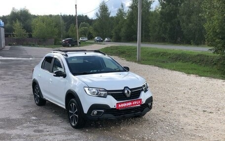 Renault Logan II, 2019 год, 1 105 000 рублей, 2 фотография