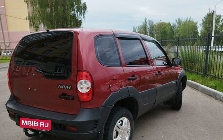 Chevrolet Niva I рестайлинг, 2013 год, 815 000 рублей, 2 фотография