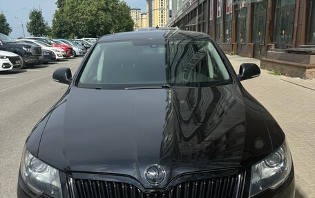 Skoda Superb III рестайлинг, 2013 год, 1 150 000 рублей, 1 фотография