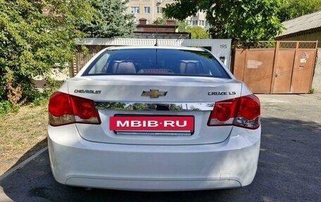 Chevrolet Cruze II, 2011 год, 980 000 рублей, 4 фотография