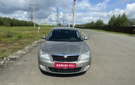 Skoda Octavia, 2011 год, 1 020 000 рублей, 2 фотография