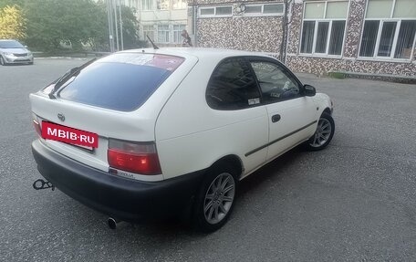 Toyota Corolla, 1993 год, 300 000 рублей, 4 фотография